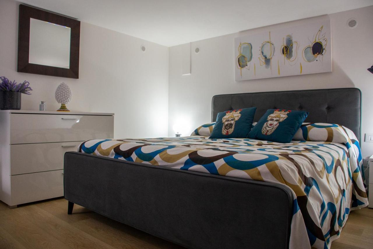 La Dimora Del Viaggiatore Luxury Apartments Mazara del Vallo Exterior photo